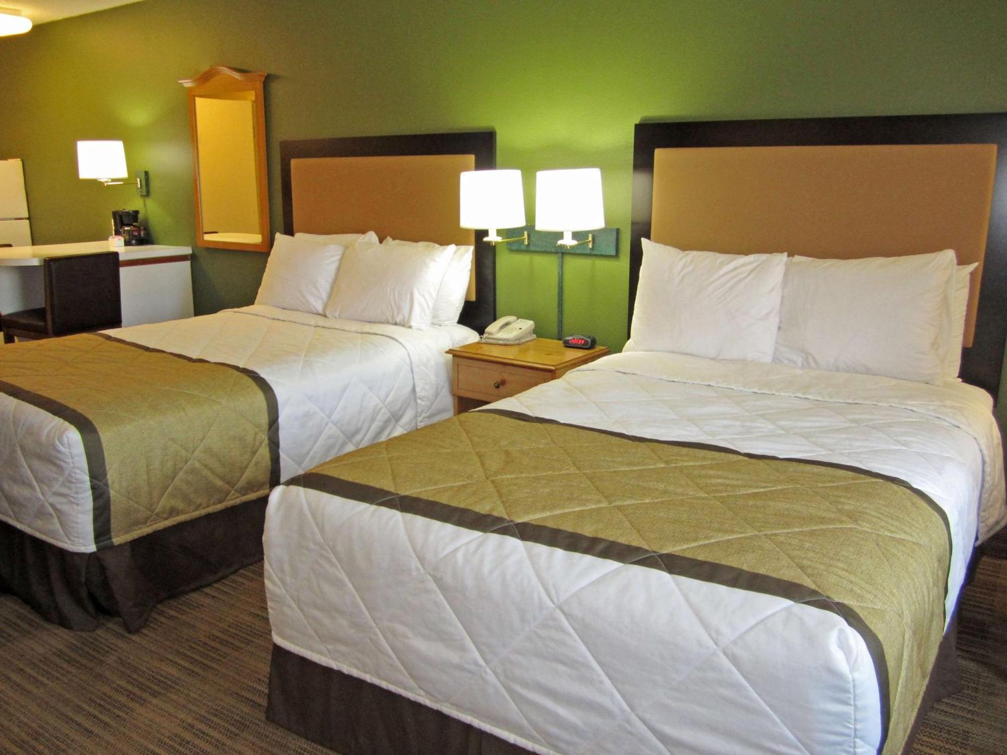 Extended Stay America Select Suites - Durham - University - Ivy Creek Blvd Екстер'єр фото